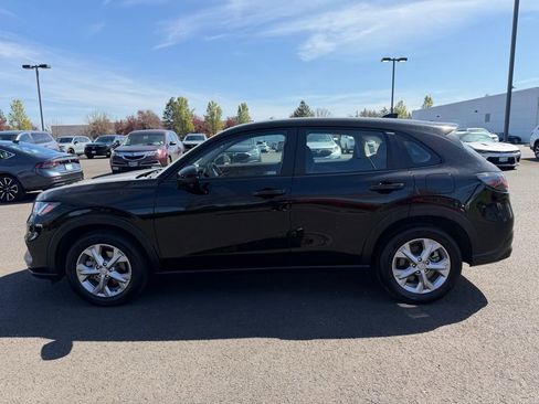 Used 2023 Honda HR-V LX image 5