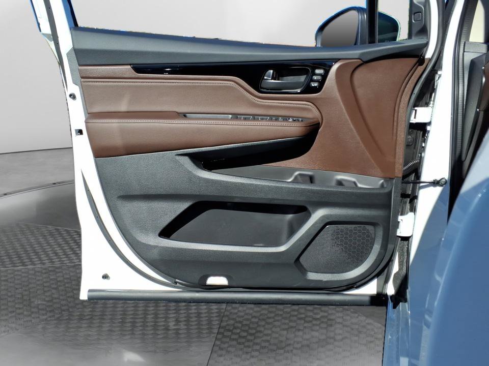 New 2027 Honda Odyssey Elite image 14