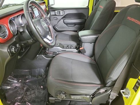 Used 2023 Jeep Wrangler Rubicon AWD/4WD image 17