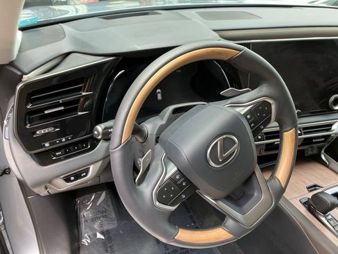 Used 2024 Lexus RX 350 Premium Plus w/ Convenience Package AWD/4WD image 5