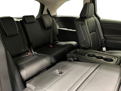 New 2026 Honda Odyssey Touring image 28