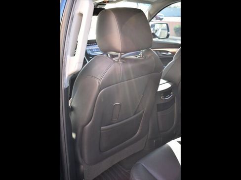 Used 2017 Cadillac Escalade Luxury image 20