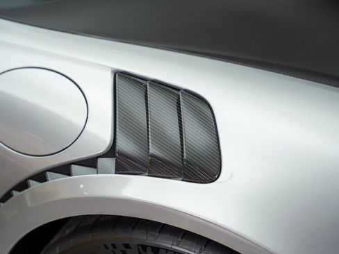 Used 2018 Porsche 911 GT2 RS image 26