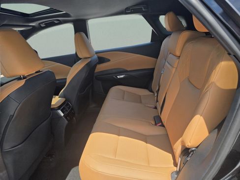 Used 2024 Lexus RX 350 Premium w/ Accessory Package (Z1) FWD image 17