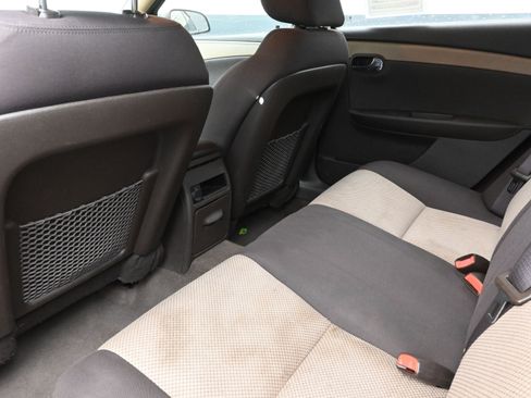 Used 2012 Chevrolet Malibu LS image 18
