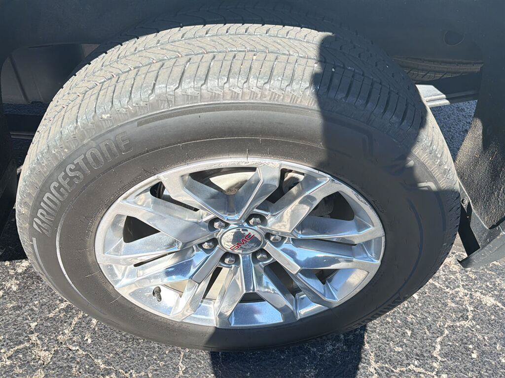 Used 2020 GMC Sierra 1500 SLT w/ SLT Premium Plus Package AWD/4WD image 9