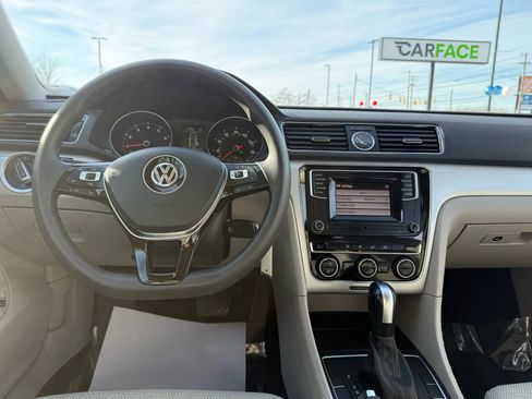 Used 2017 Volkswagen Passat 1.8T S image 24