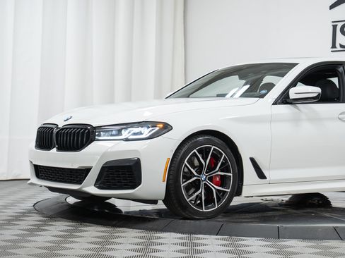 Used 2023 BMW 540i xDrive w/ M Sport Package image 25