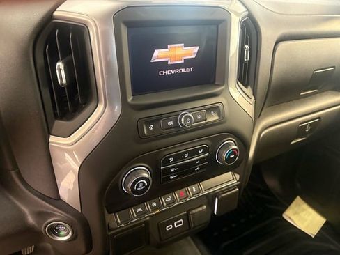 Used 2024 Chevrolet Silverado 1500 W/T w/ WT Value Package AWD/4WD image 10