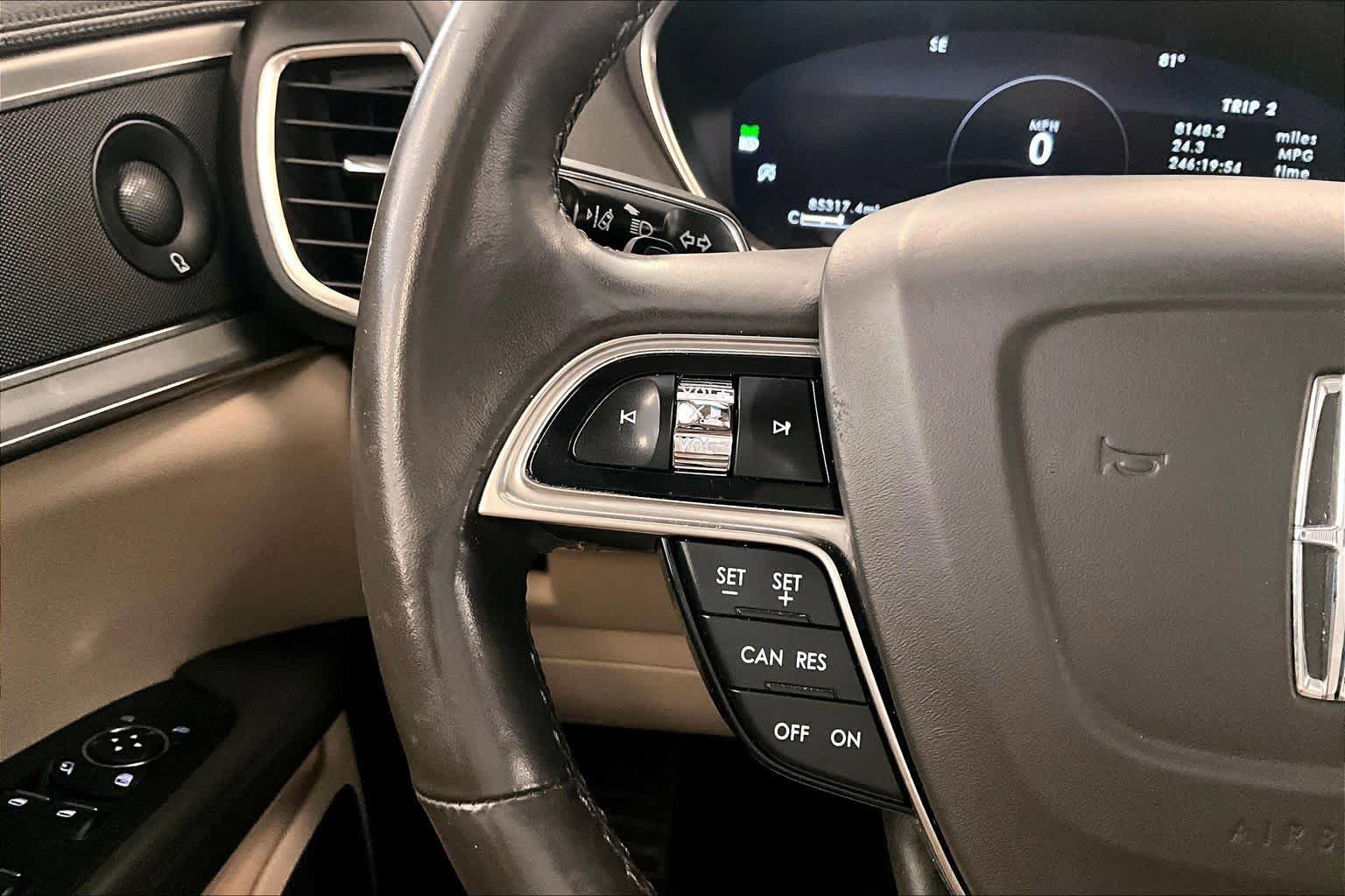 Used 2019 Lincoln Nautilus Reserve FWD image 22