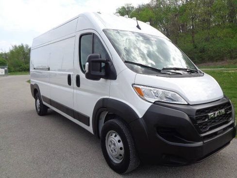 Used 2023 RAM ProMaster 2500 FWD image 9