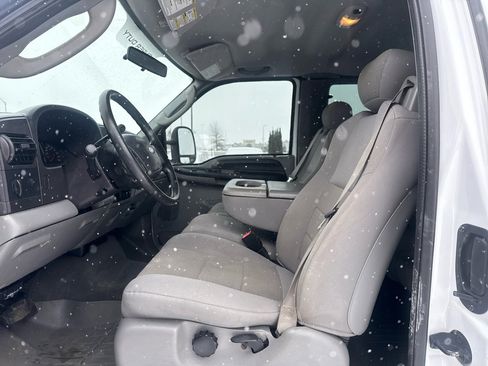 Used 2007 Ford F350 XLT image 13