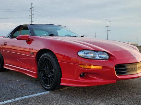 Used 2002 Chevrolet Camaro Z28 w/ Preferred Equipment Group 2 image 5