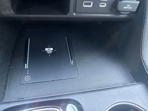 Used 2025 Honda Pilot Black Edition image 18