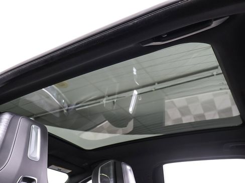 Used 2023 BMW 760i xDrive w/ Parking Assistance Package image 23