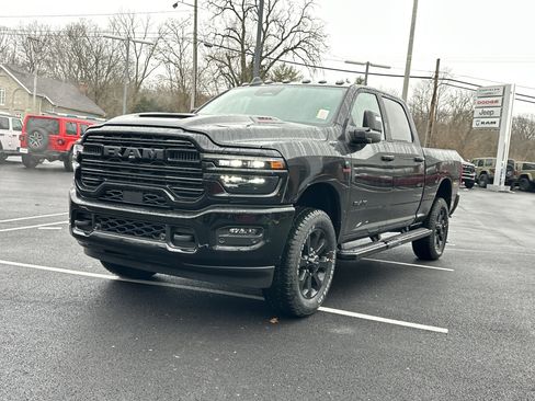 New 2026 RAM 2500 Laramie AWD/4WD image 23