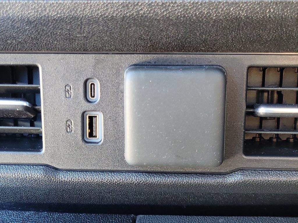 Used 2025 Chevrolet Silverado 2500 LT AWD/4WD image 18