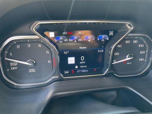Used 2021 GMC Yukon AT4 w/ AT4 Premium Plus Package AWD/4WD image 22
