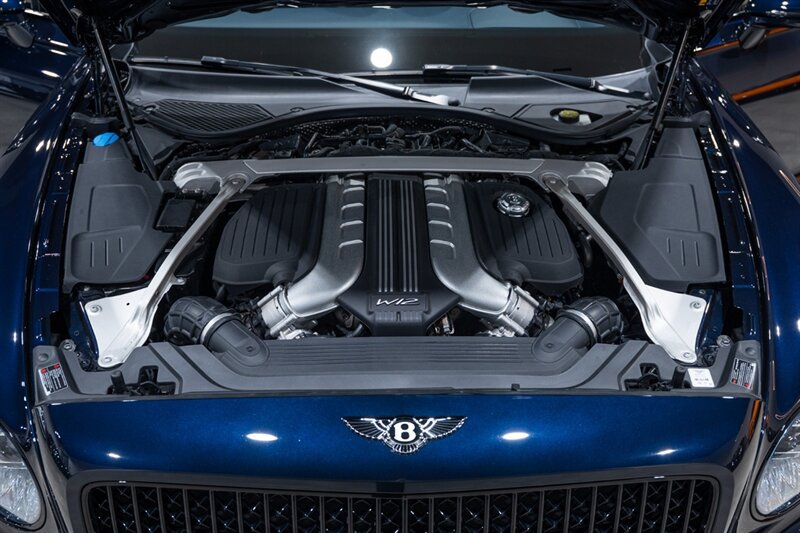 Used 2022 Bentley Flying Spur W12 AWD/4WD image 46