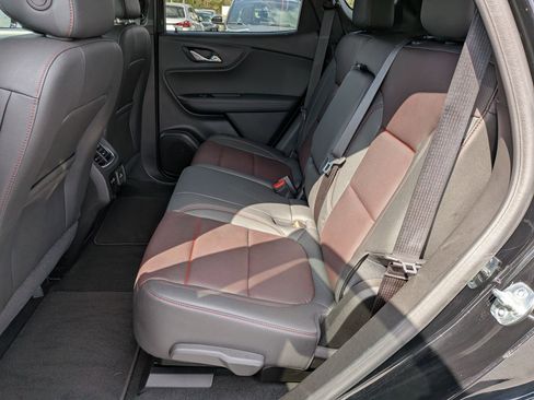 Used 2025 Chevrolet Blazer RS image 31