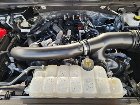 Certified 2025 Ford Expedition Platinum AWD/4WD image 29