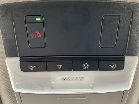 Used 2025 Nissan Sentra SV image 27