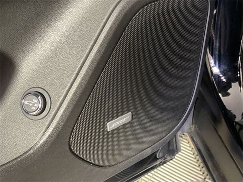 Certified 2021 Chevrolet Blazer RS w/ Enhanced Convenience Package image 31