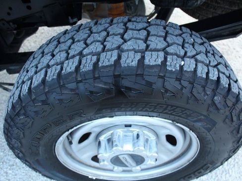 Used 2022 Ford F250 XL w/ Power Equipment Group AWD/4WD image 10
