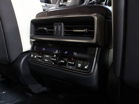 Used 2023 Lexus LX 600 4WD w/ Appearance Package image 36