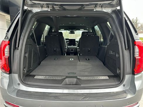 Certified 2025 GMC Yukon Denali AWD/4WD image 9