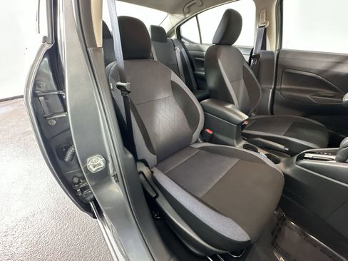 Used 2025 Nissan Versa SV w/ Trunk Package image 30