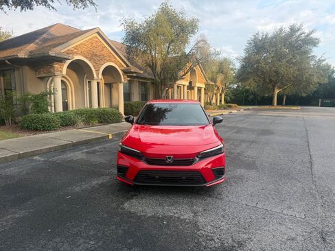 Used 2023 Honda Civic Sport image 4
