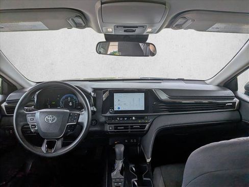 Certified 2025 Toyota Camry LE FWD image 18