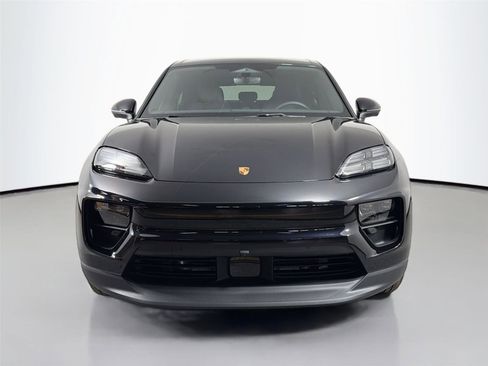 Used 2026 Porsche Macan 4 Electric AWD/4WD image 10