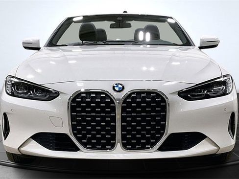 Used 2023 BMW 430i xDrive Convertible w/ Convenience Package image 3