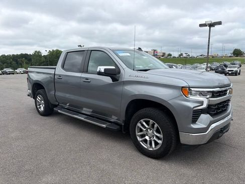 Used 2023 Chevrolet Silverado 1500 LT AWD/4WD image 11