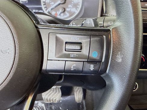 Used 2021 Nissan Rogue SV AWD/4WD image 15