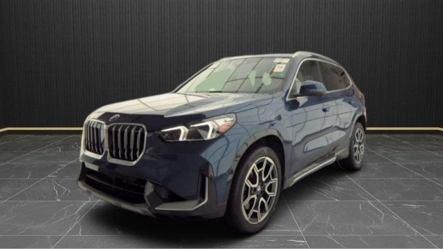 Used 2025 BMW X1 xDrive28i w/ Technology Package AWD/4WD image 4