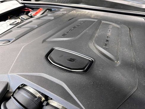 Used 2025 Porsche Cayenne GTS AWD/4WD image 37