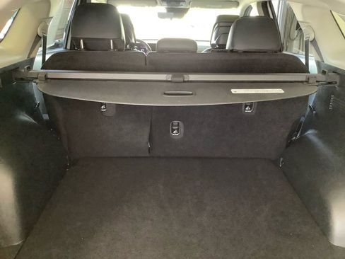 Used 2025 Kia Sportage EX FWD image 27