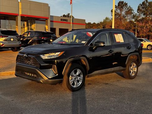 Used 2023 Toyota RAV4 XLE image 2