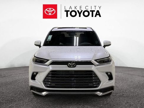 New 2026 Toyota Grand Highlander AWD Hybrid image 11