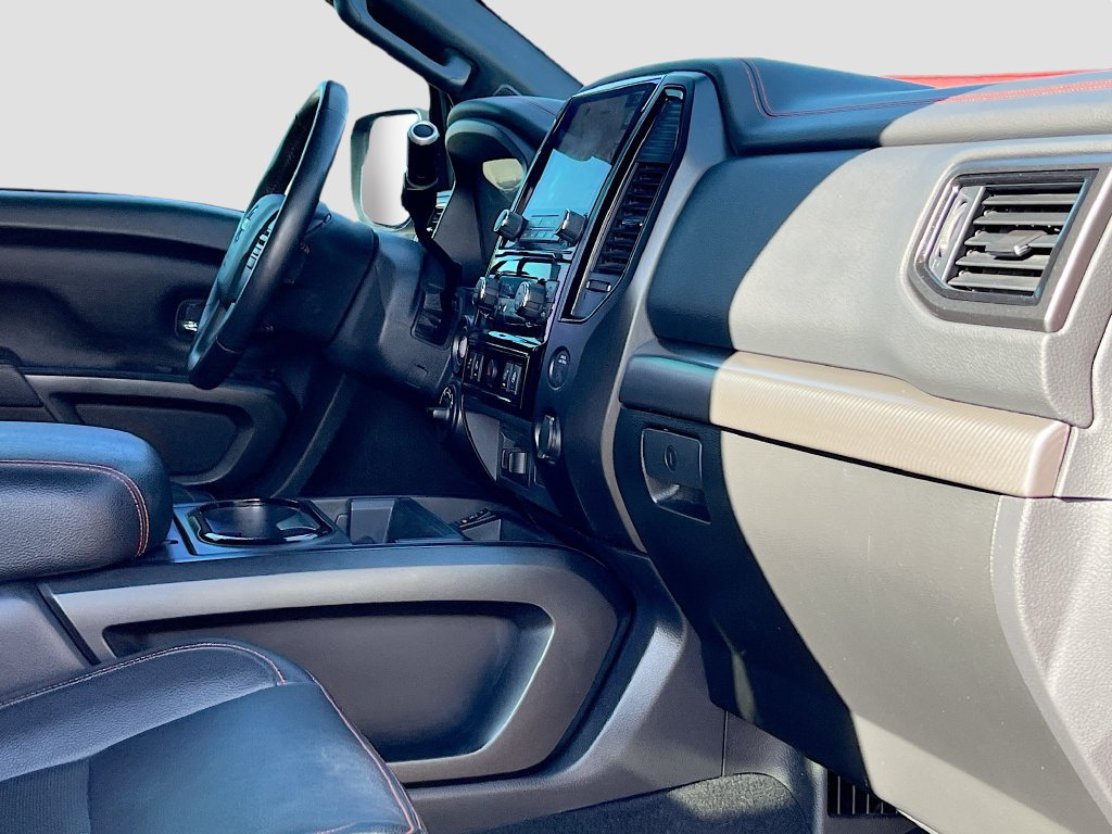 Used 2023 Nissan Titan PRO-4X w/ Pro-4x Convenience Package AWD/4WD image 29
