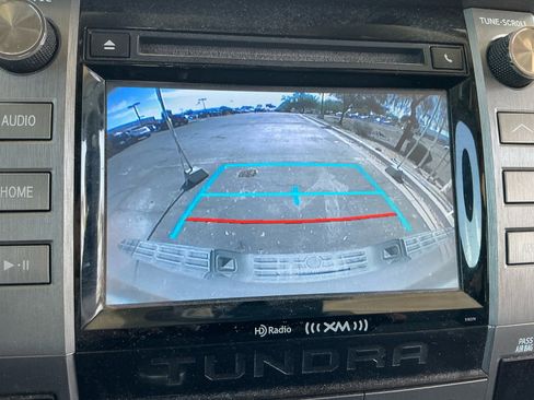 Used 2019 Toyota Tundra SR5 w/ SR5 Convenience Package RWD image 29
