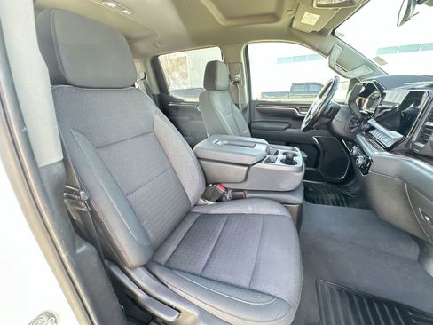 Used 2023 Chevrolet Silverado 1500 LT image 27