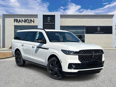 New 2027 Lincoln Navigator L Reserve w/ Jet Appearance Package