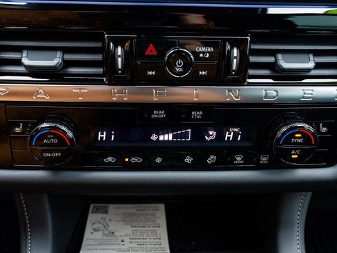 New 2026 Nissan Pathfinder SV image 19