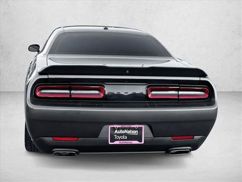 Used 2022 Dodge Challenger GT w/ Driver Convenience Group RWD image 6