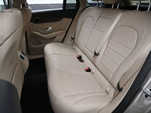 Used 2022 Mercedes-Benz GLC 300 w/ Premium Package Lite image 32