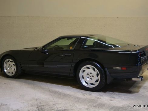 Used 1994 Chevrolet Corvette Coupe image 19